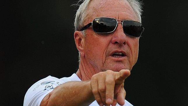 Cruyff ataca a Mourinho