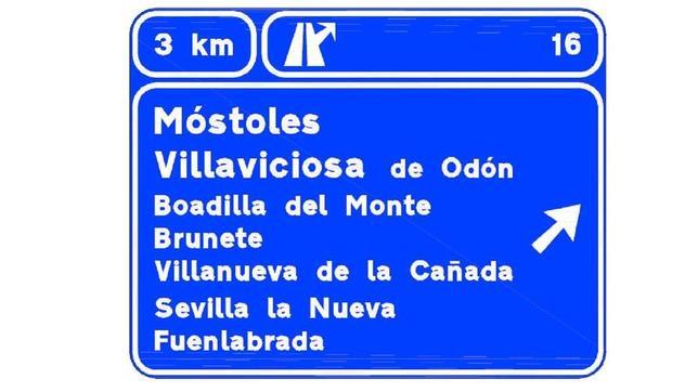 Cartel ampliado con información sobre las ciudades a las que se accede por una salida