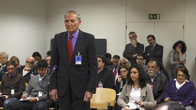 Rechazada la extradición del excapitán Muñecas por prescripción del delito de torturas