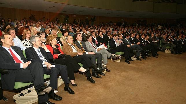 Bruselas quiere que los accionistas decidan sobre los sueldos de los directivos