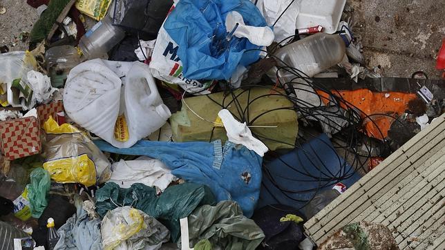 Fumigan el edificio okupa de Doctor Esquerdo