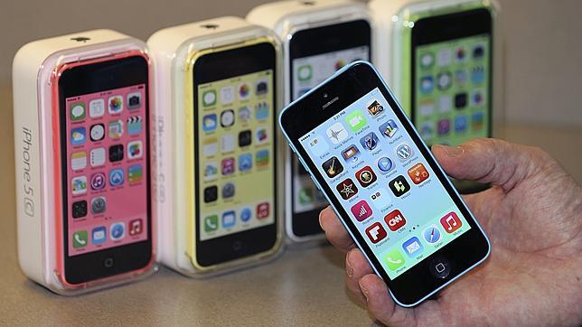 Los jóvenes prefieren el iPhone frente a los productos de la competencia