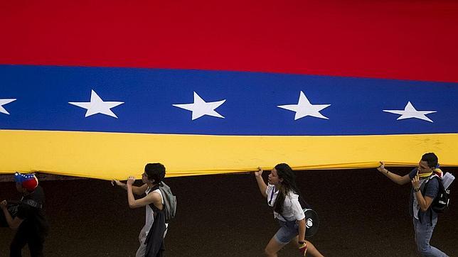 La oposición venezolana exige a Maduro la liberación de los presos políticos