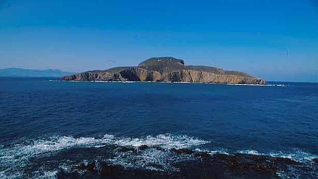 Los cuatro inmigrantes menores llegados a Chafarinas son trasladados a Melilla