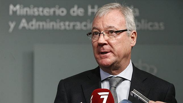 Valcárcel se reúne con la comisaria Malmström para abordar la inmigración