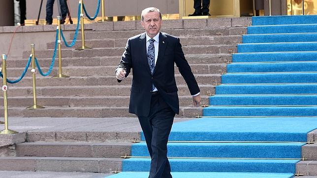 Erdogan refuerza los poderes de sus servicios secretos