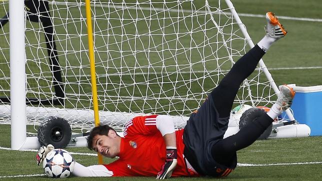 El Bayern mete cizaña en el caso Casillas