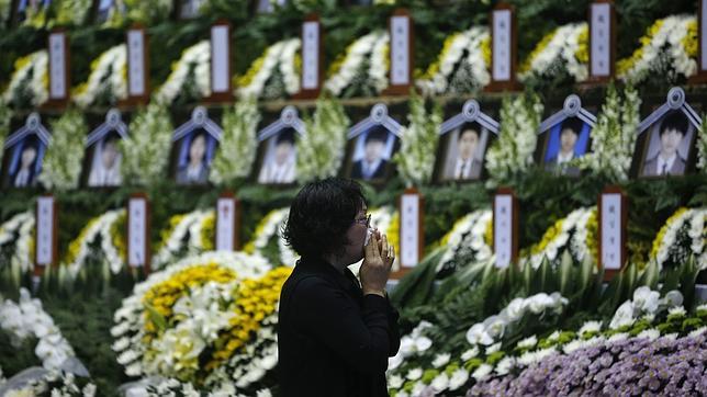 La Fiscalía surcoreana acusa de homicidio por negligencia a la tripulación que huyó del Sewol