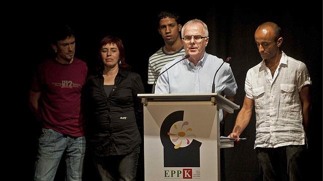 La inactividad de ETA rebaja el número de sus presos a menos de 500