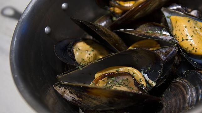 Los secretos de los mejillones, un tesoro en las rías gallegas