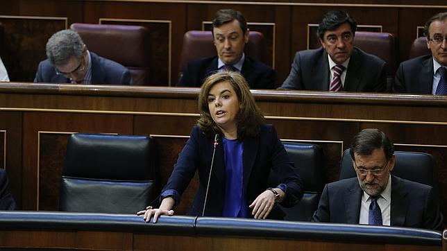 Ofensiva del PSOE en el Congreso contra el candidato Arias Cañete