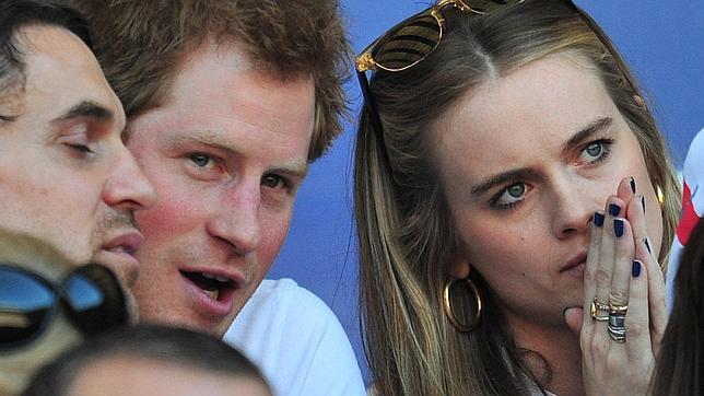 Cressida rompió con el Príncipe Enrique por una disputa sobre un billete de avión de 790 euros