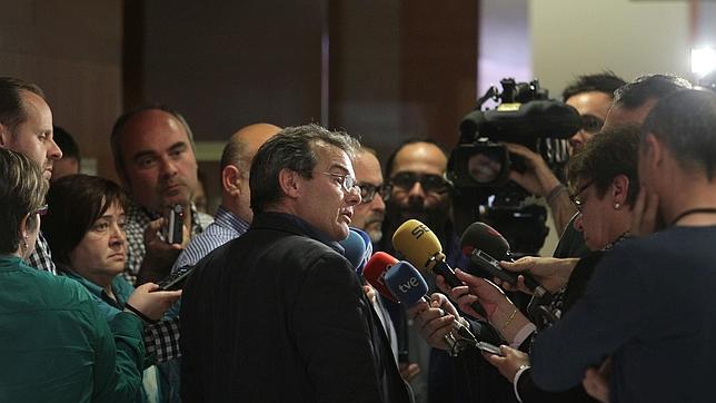 El diputado de IU condenado por prevaricación no dimite «porque no es un asunto de corrupción»