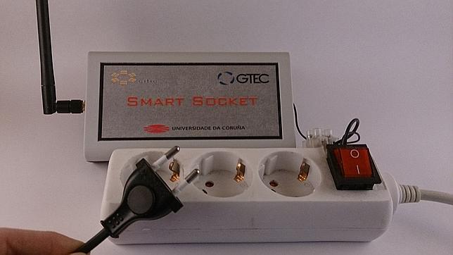 Un enchufe inteligente, «made in Galicia»