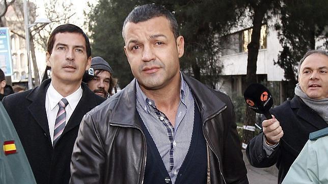 Las acusaciones critican la «invasión de competencias» del Juez de Guardia que ha liberado a Flores