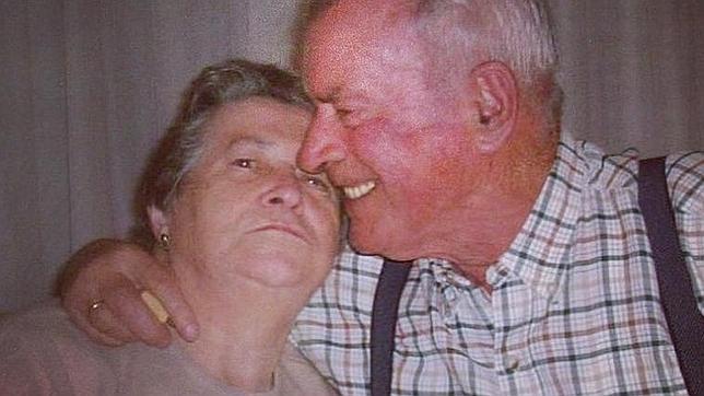 David Bustamante, «roto de dolor» por la muerte de su abuela