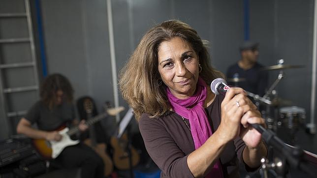 Lolita: «Donde mejor me sé explicar es delante de un micrófono»