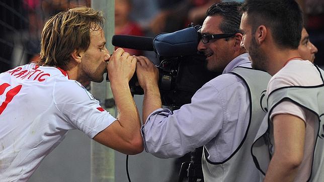 Rakitic se sabe en el punto de mira del Real Madrid