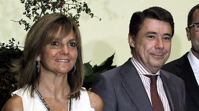 La Audiencia de Málaga levanta la imputación contra la mujer de González