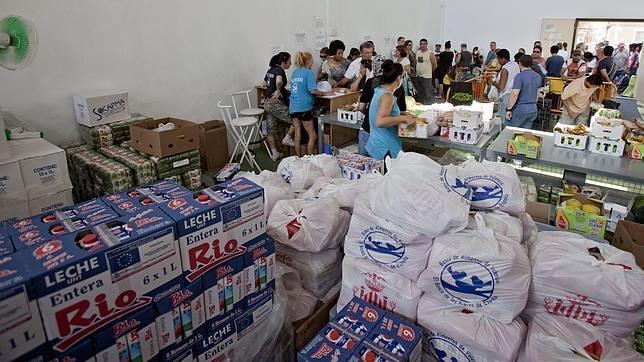 La solidaridad evita el cierre del Banco de Alimentos de Valencia