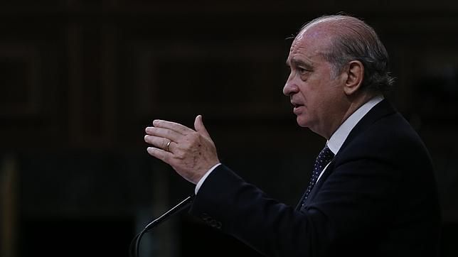 Juristas coinciden en la necesidad de regular la violencia en la red