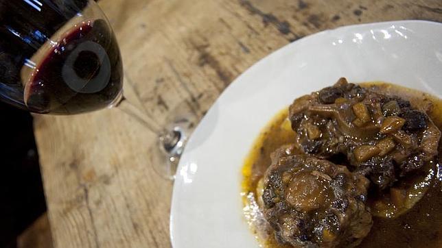 Plato de rabo de toro en Casa Pedro