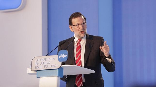 Rajoy: «Los españoles no podemos dejar que el PSOE arruine la recuperación»
