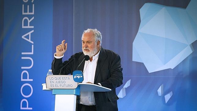 Arias Cañete: «Solo un partido habla de Europa; los demás, de otras cosas»