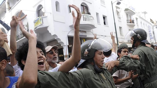 Condenados a prisión en Marruecos once opositores del Movimiento 20 de Febrero