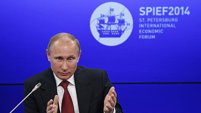 Putin: «En Ucrania hay una guerra civil en toda regla»