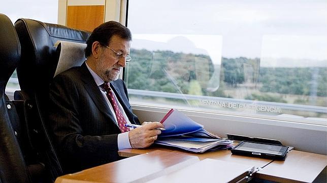 Rajoy aparcó el Falcon toda la campaña
