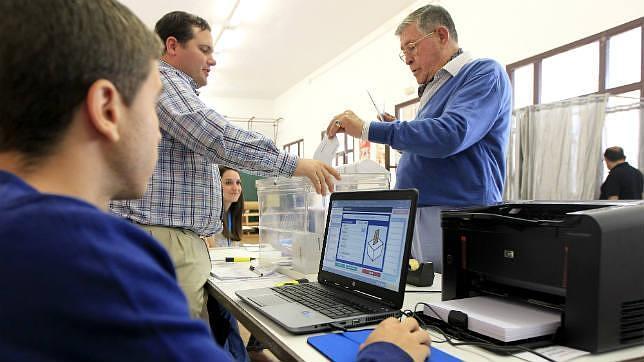 La participación en Córdoba se mantiene a las 14.00 horas y llega al 25%