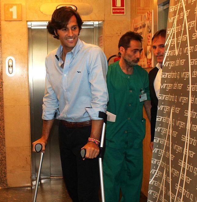 David Mora abandona el hospital: «Gracias a los médicos por salvarme la vida»