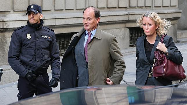 Hacienda no ve delito fiscal en los regalos de Sepúlveda
