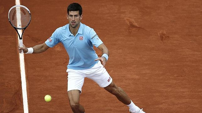 Djokovic pasa sin problemas ante Chardy
