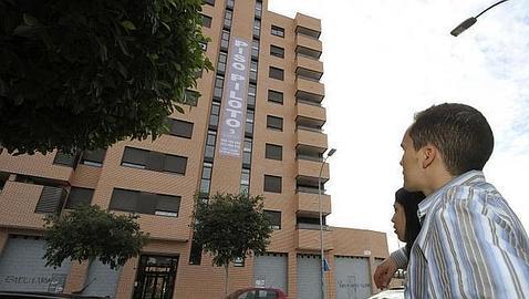 Duro ataque de Julio Cruz a la gestión en Vivienda de su compañera de pacto Inés Rojas