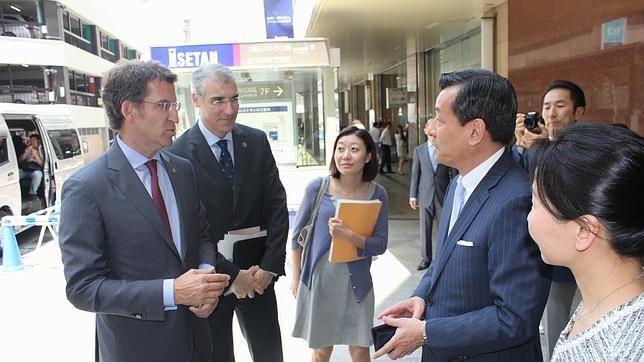 Feijóo promueve la colaboración entre la automoción gallega y nipona