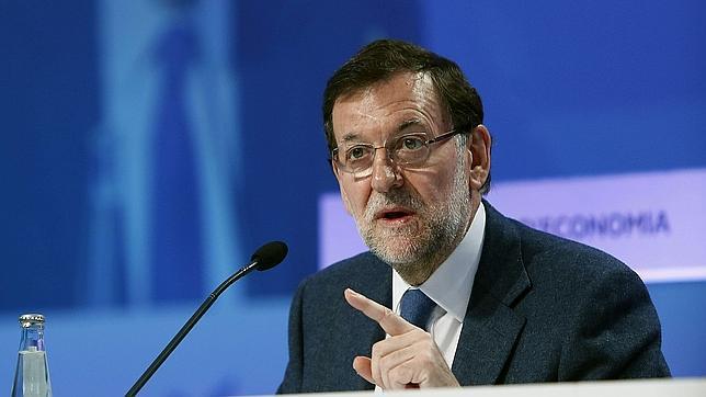 Rajoy a Mas: «Cuando hay choque de trenes es porque alguien elige la vía equivocada»