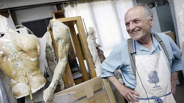 Antonio López: «El retrato de la Familia Real estará al final del verano»