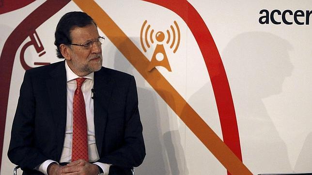 Rajoy: «El aumento de la afiliación en mayo confirma el cambio de tendencia»