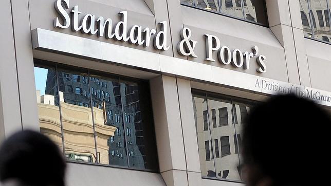 Standard & Poor's cree que los bancos europeos afrontarán grandes retos en los próximos dos años