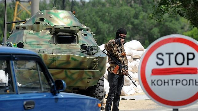 Kiev podría declarar la ley marcial en Donetsk y Lugansk