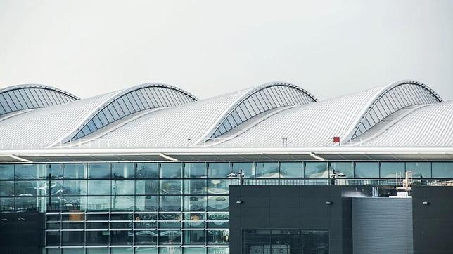 Abre la nueva Terminal 2 de Heathrow, diseñada por un arquitecto español