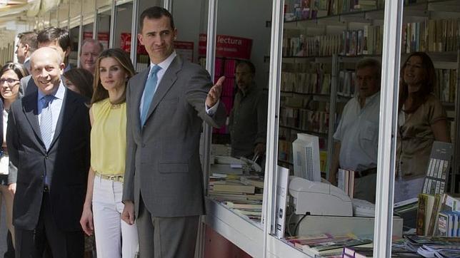 Los Principes de Asturias inauguraron junto al Ministro de Educación José Ignacio Wert la 71ª edición de la feria