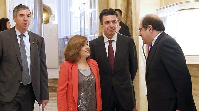 El Gobierno abaratará el precio de uso de las autopistas para el transporte por carretera