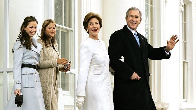 Cárcel para el «hacker» que publicó el autorretrato de George Bush desnudo en el baño