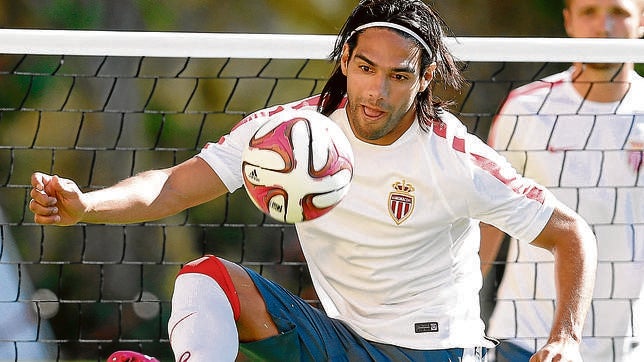 Falcao se ofrece como «suplente» de Benzema