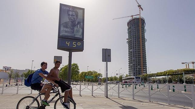 Este verano se perderán hasta 142 jornadas laborales por el calor