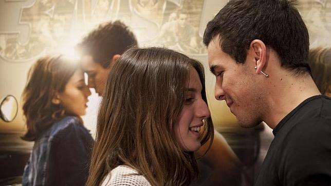 María Valverde sobre Mario Casas: «Estamos conociendo el mundo juntos»