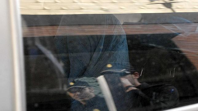 El policía jubilado que delató a la asesina de Isabel Carrasco llegó a temer por su vida